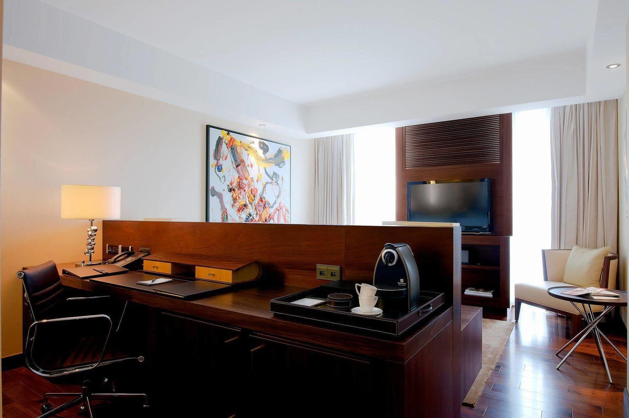 Hotel Jw Marriott Frankfurt 5*