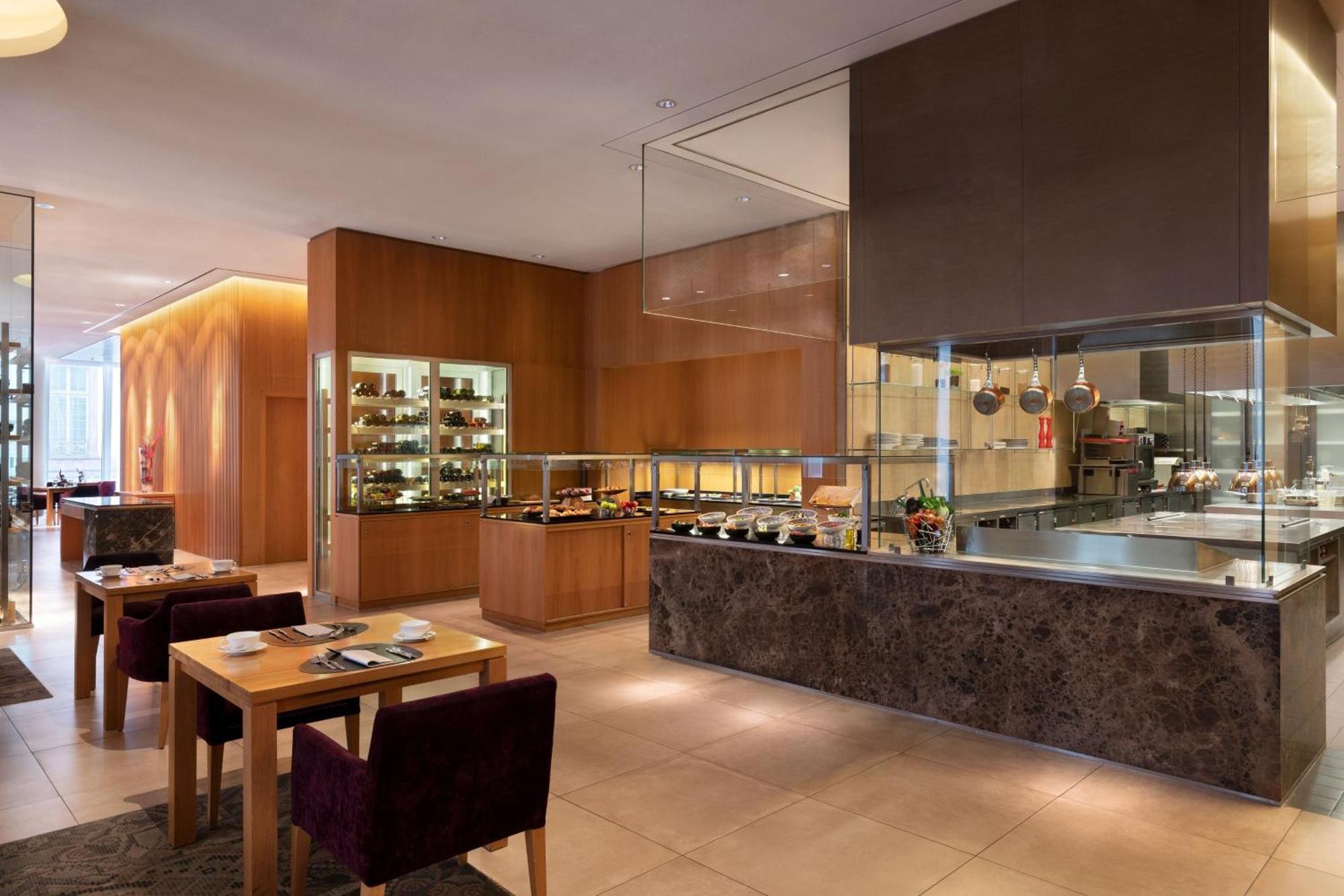 Jw Marriott Frankfurt Отель Франкфурт-на-Майне